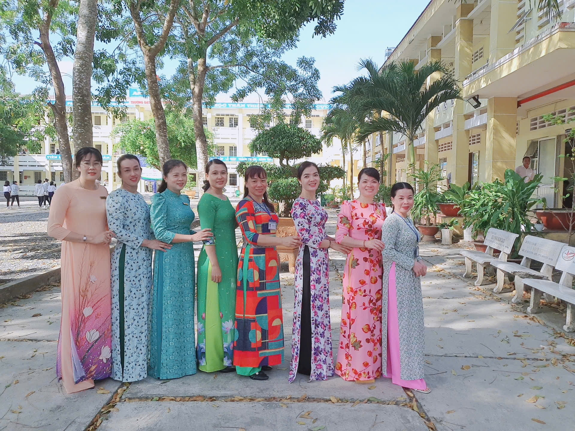 "Tuần lễ áo dài" nhân kỷ niệm 115 năm ngày Quốc tế phụ nữ (8/3/1910-8/3/2025), 1985 năm khởi nghĩa Hai Bà Trưng và ngày Quốc tế hạnh phúc (20/3) năm 2025