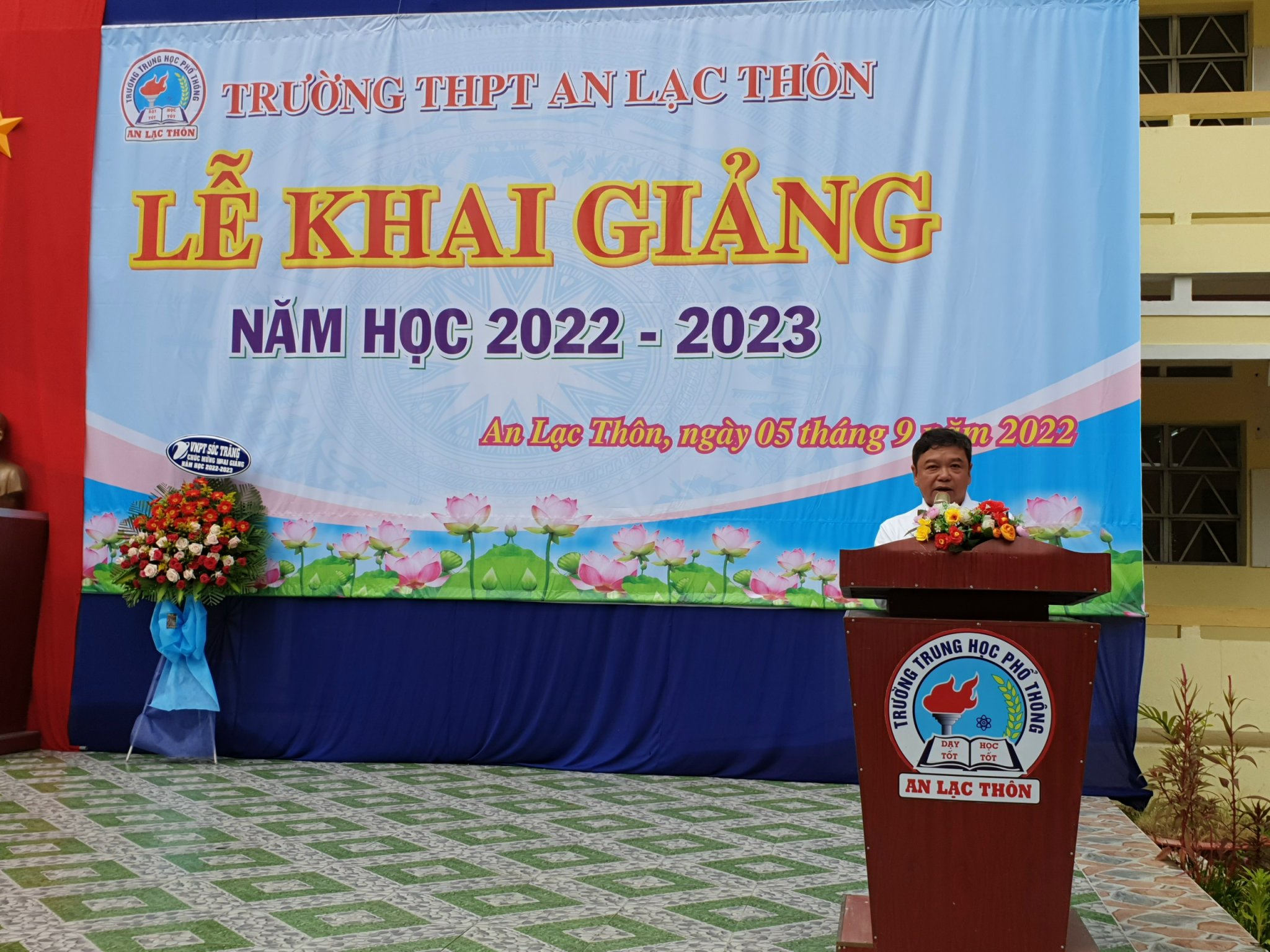 Lễ Khai giảng năm học 2023-2023 trường THPT An Lạc Thôn